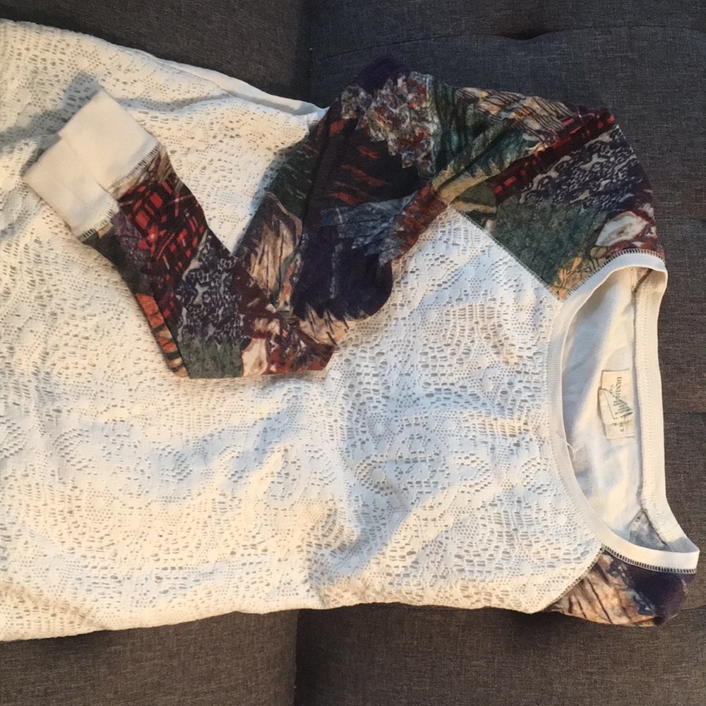 Sweater designed sleeves